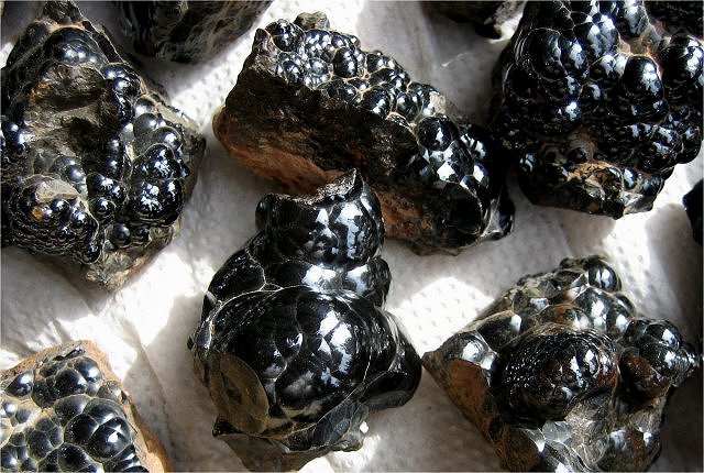 hematite-sliman