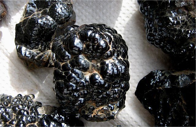 hematite-sliman