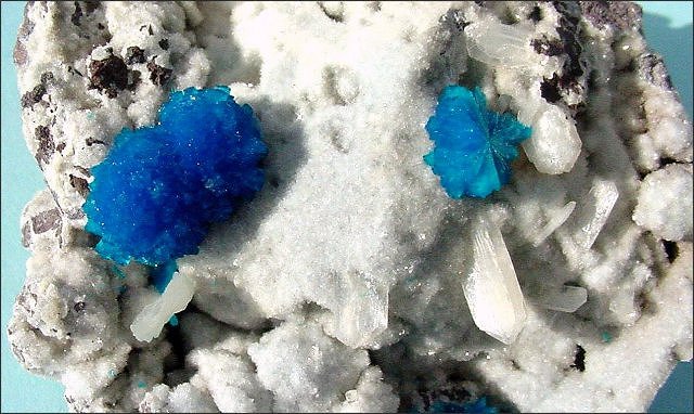 cavansite-bright blue crystalline clusters