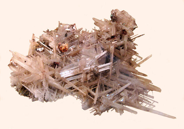 cerussite-cluster of light gray crystals