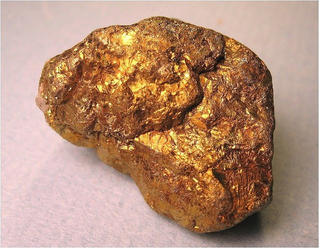 chalcopyrite-brassy yellow nugget
