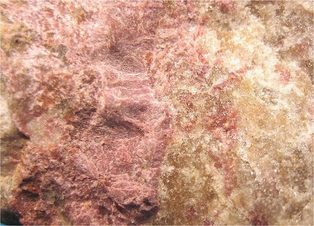 dumortierite-pink-massive