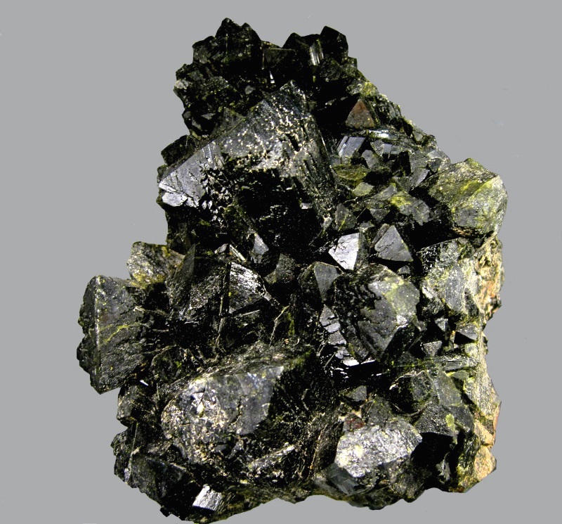 epidote-dark green crystals-Peru