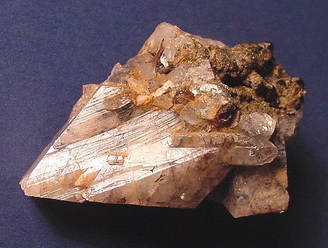 feldspar-adularia-crystal