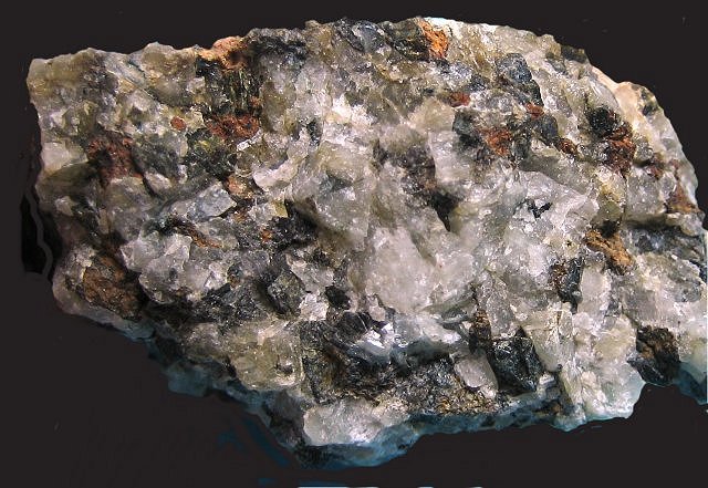feldspar-anorthite-gray-massive