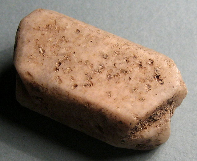 feldspar-orthoclase-light tan Carlsbad twinned crystal-pink crystal