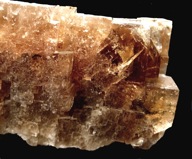 fluorite-cubic crystals-brown