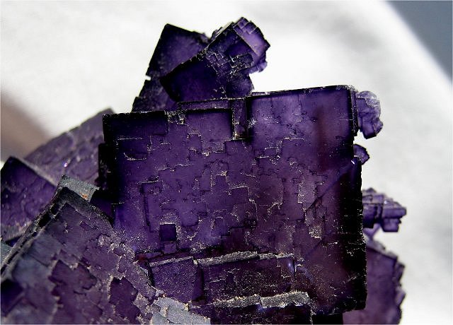 fluorite-cubic crystals-purple-China