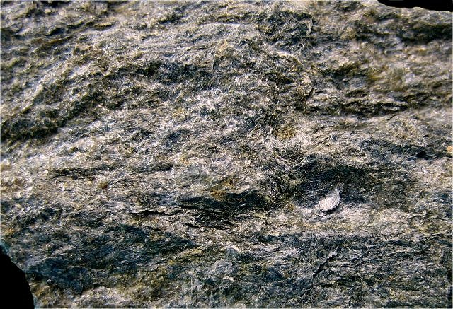 glaucophane-gray-massive