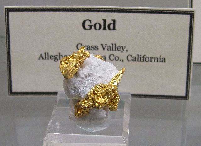gold-in white quartz-California