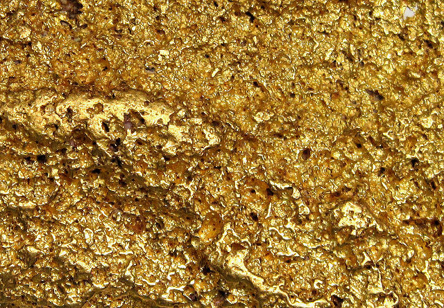 gold-nugget-close view