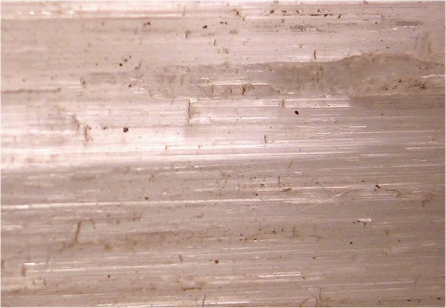 gypsum-satinspar-white fibrous