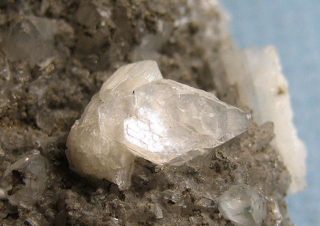 heulandite-white crystal with pearl luster