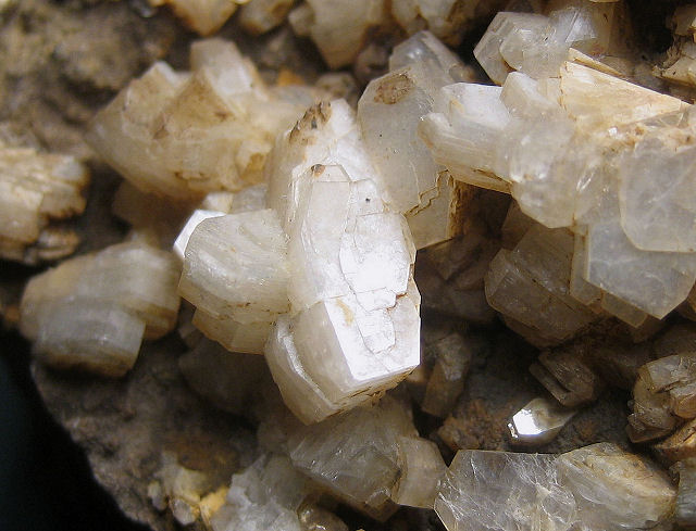 heulandite-white crystal with pearl luster