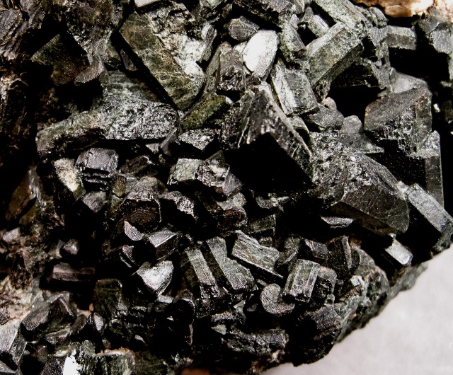 hornblende-cluster of black crystals