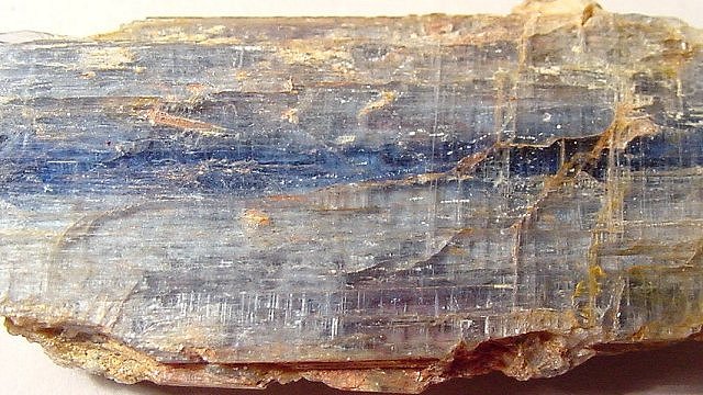 Kyanite-Blue Crystal Blade-Close View