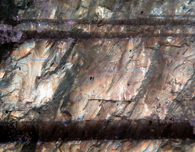 labradorite plagioclase twinning close view