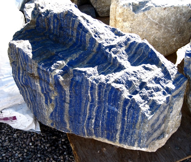 lapis lazuli-blue banded boulder Afghanistan