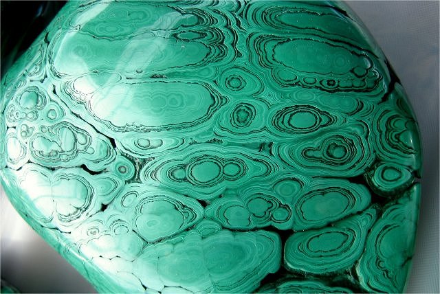 malachite-green-polished surface-Africa-3227