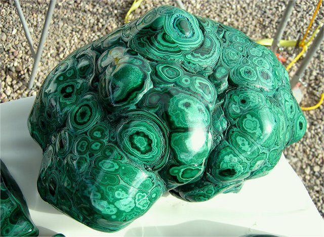 malachite-green-polished surface-Africa-3230