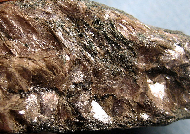 mica-margarite-pinkish brown mica-4941