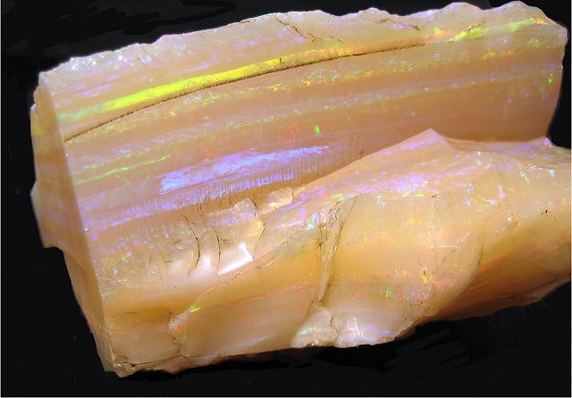 opal-fire opal-layers of fire-Australia-