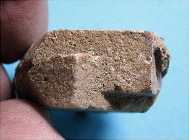 orthoclase-Carlsbad twinnedcrystal
