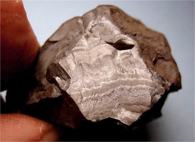 psilomelane gray layers