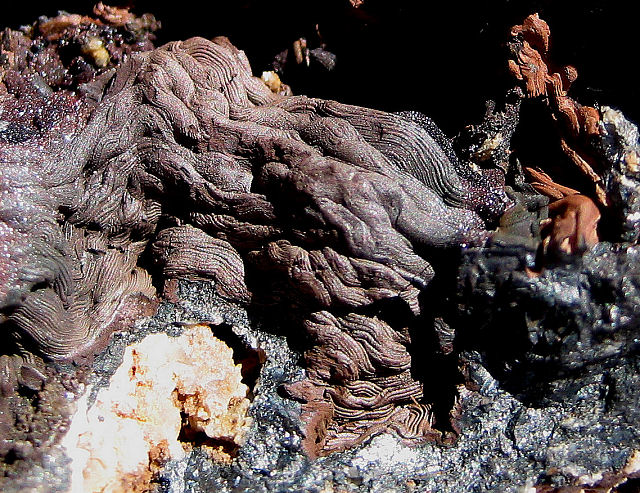 silver-wire silver-microscopic-Tombstone Arizona