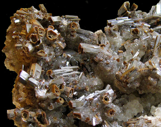 vanadinite white crystals Mexico