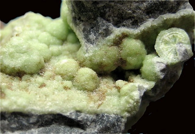 wavellite light green botryoidal Arkansas