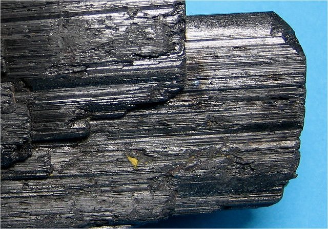 wolframite black striated flat crystal closer view