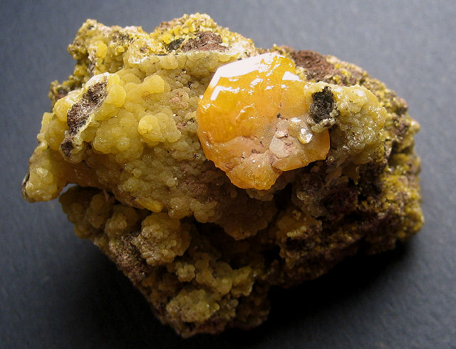 wulfenite bright yellow crystal on mimetite