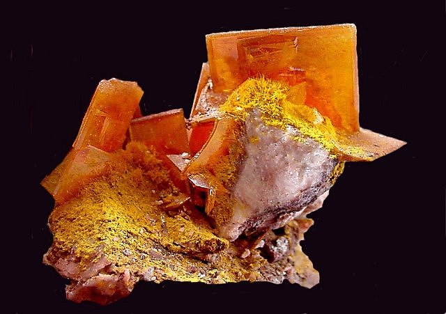 wulfenite orange square crystals