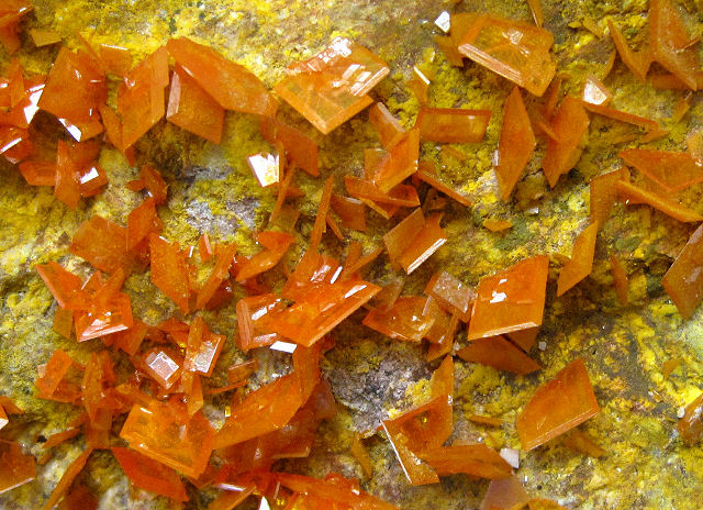 wulfenite orange square crystals