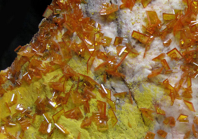 wulfenite orange thin square crystals