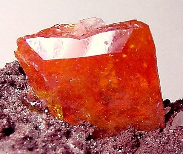 wulfenite reddish orange crystal