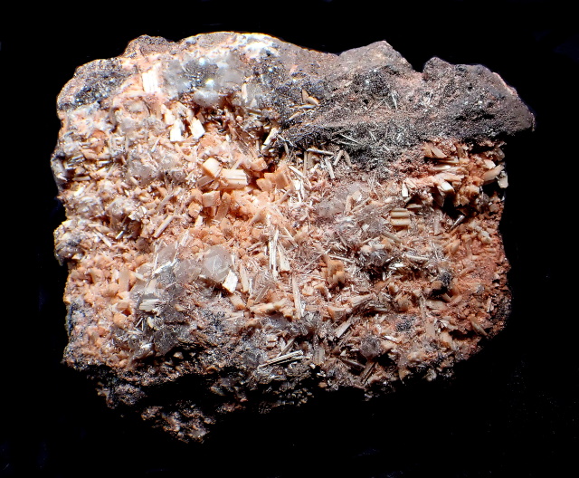laumontite-orange crystals with colorless apophyllite