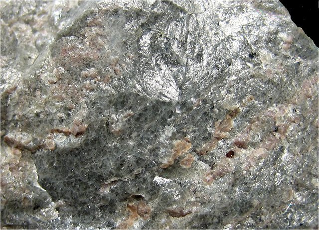 Obsidian - Close Up - Grey