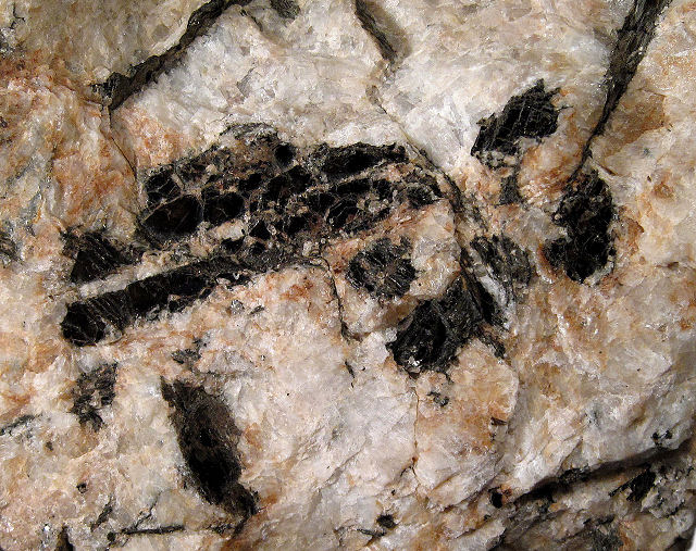 pegmatite with biotite
