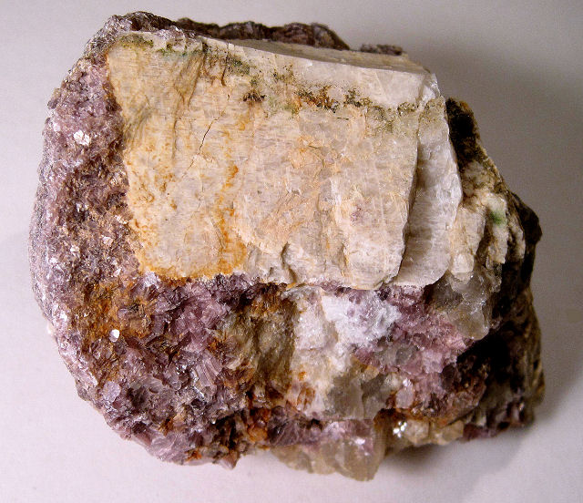 pegmatite with large plagioclase crystal and lepidolite mica