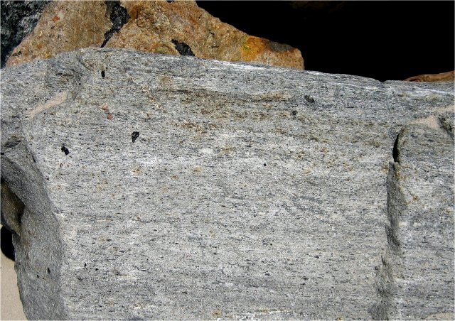 gneiss classic foliation extreme light color